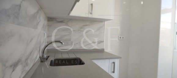 Apartamento de 1 dormitorio en Lisbon, Portugal No. 155240 2