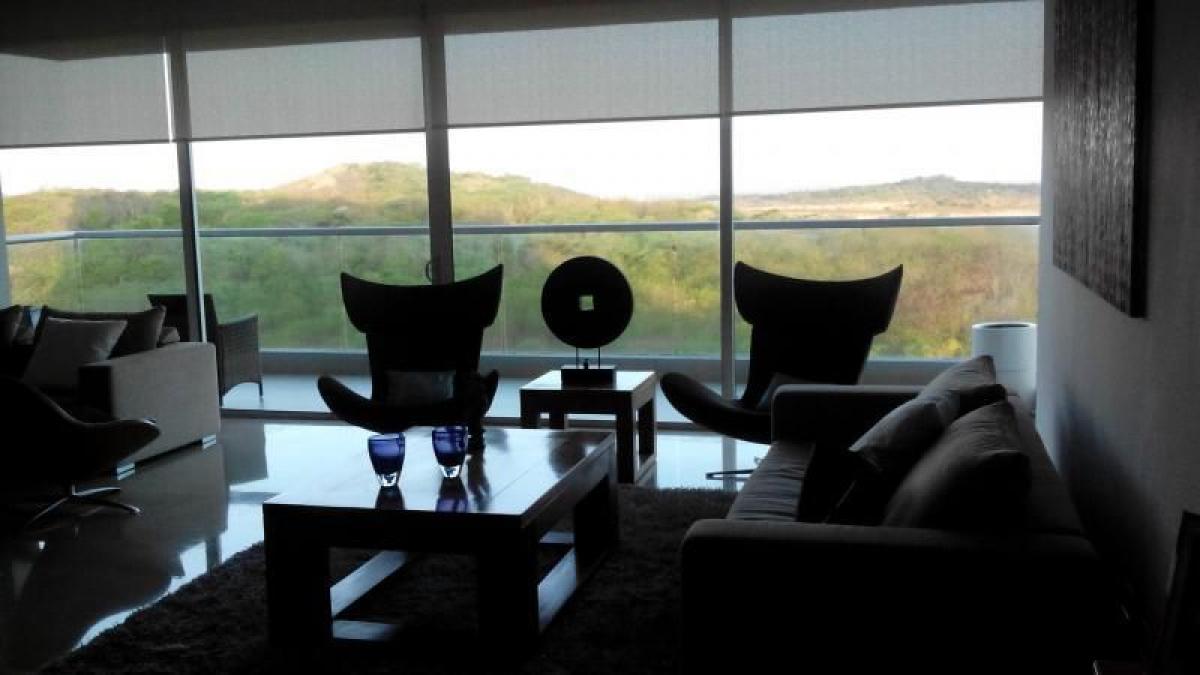 4 bedrooms House in Atlantico, Colombia No. 7980