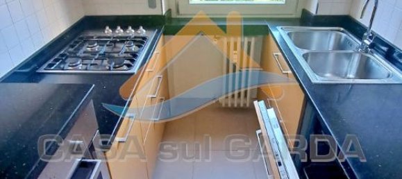 4 rooms Apartment in Desenzano del Garda, Italy No. 102504 11