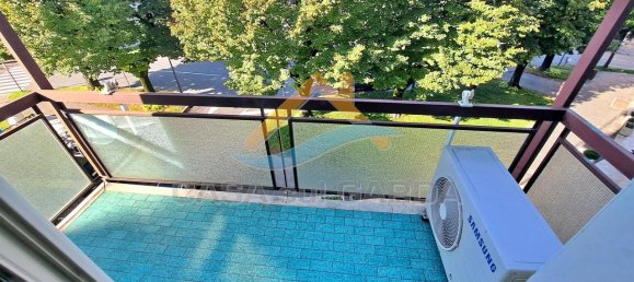 4 rooms Apartment in Desenzano del Garda, Italy No. 102504 4