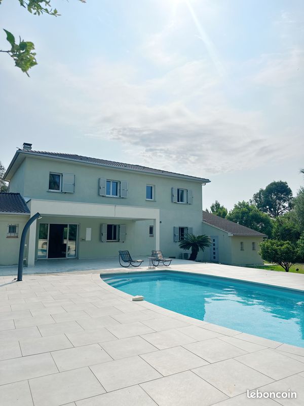 6 bedrooms House in Lucciana, France No. 355593