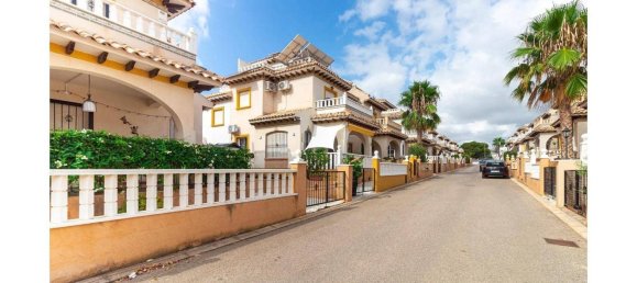 2 chambres Maison de ville à Cabo Roig, Spain No. 186343 25