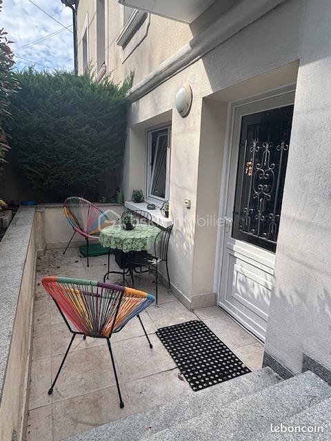 Apartamento T1 em Ozoir-la-Ferriere, France N.º 328800