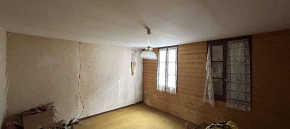 2 bedrooms House in Egletons, France No. 103053 7