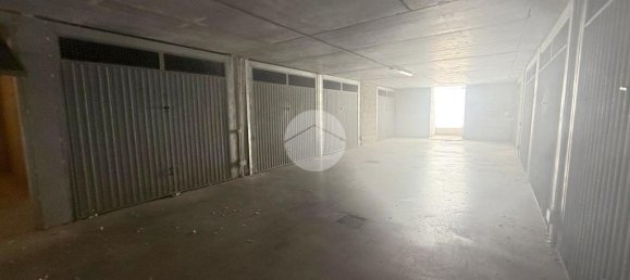 Гараж 25м² в Рим, Италия № 324727 13