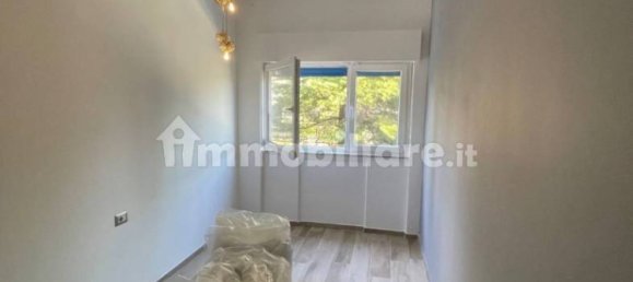 3 bedrooms Apartment in Turin, Italy No. 283189 2