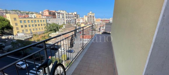 Apartamento de 4 divisões em Catania, Italy N.º 331950 17