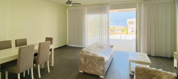 3 bedrooms Villa in Chloraka, Cyprus No. 5573 20