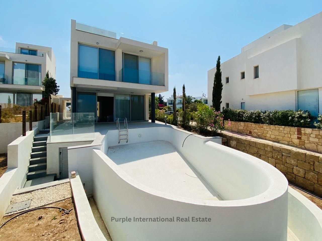 3 bedrooms Villa in Chloraka, Cyprus No. 5573