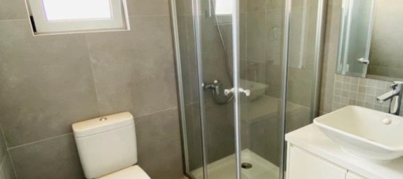 3 bedrooms Villa in Chloraka, Cyprus No. 5573 18