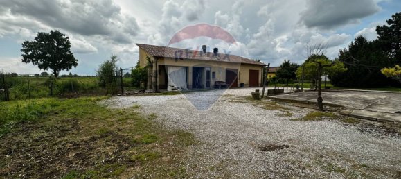 8-Zimmer Haus in Ceresara, Italy, Nr. 118671 4