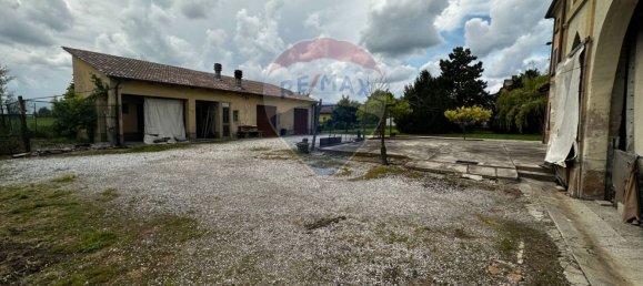 8-Zimmer Haus in Ceresara, Italy, Nr. 118671 3