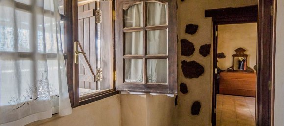 5 Schlafzimmer Villa in La Oliva, Spain, Nr. 143979 18