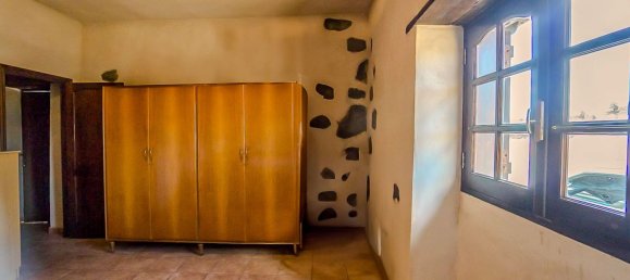 5 Schlafzimmer Villa in La Oliva, Spain, Nr. 143979 24