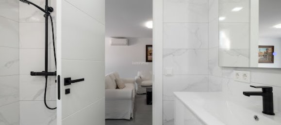 5 Schlafzimmer Haus in La Nucia, Spain, Nr. 141744 33