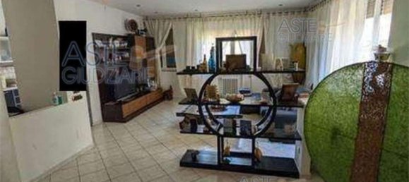 4-Zimmer Wohnung in Bovisio Masciago, Italy, Nr. 181644 6