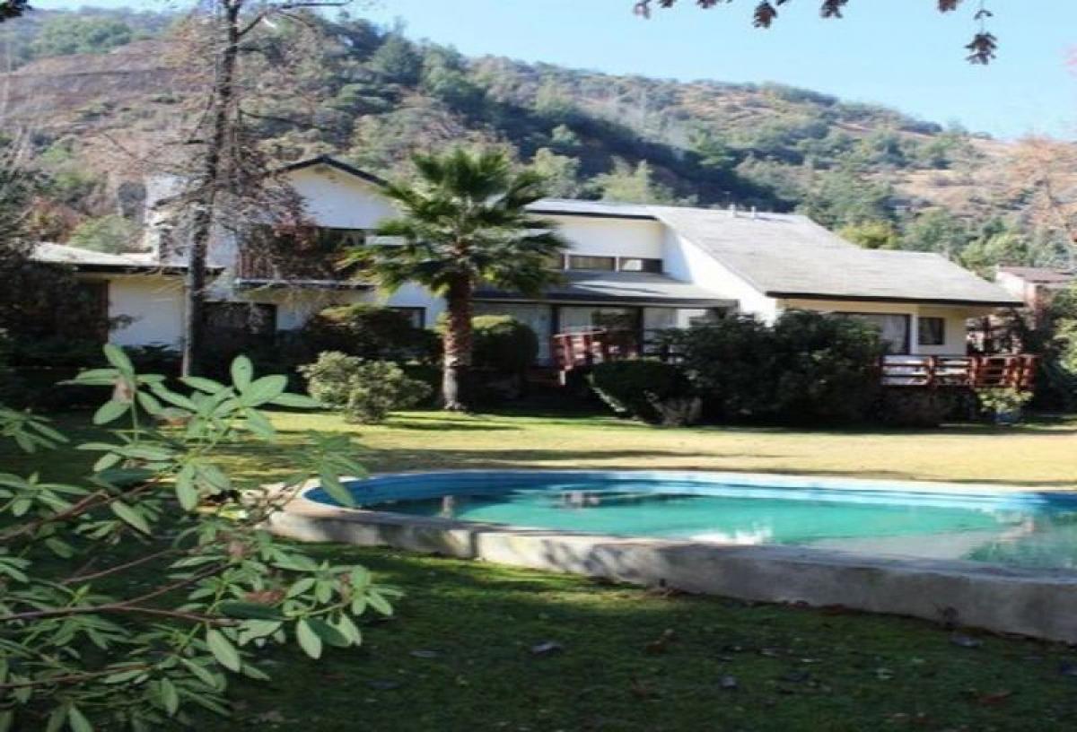 5 bedrooms House in Santiago, Chile No. 4083