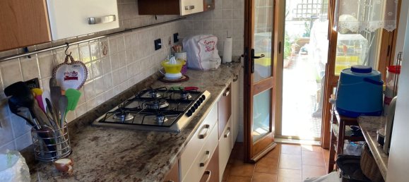 Квартира с 3 комнатами в Гаджо Монтано, Италия № 136229 17