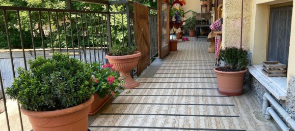 Квартира с 3 комнатами в Гаджо Монтано, Италия № 136229 4