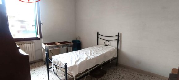 6غرفة شقة في Terranuova Bracciolini, Italy رقم 233209 8