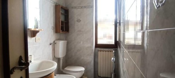 6غرفة شقة في Terranuova Bracciolini, Italy رقم 233209 12