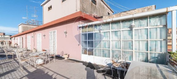 4 bedrooms Penthouse in Catania, Italy No. 236558 7