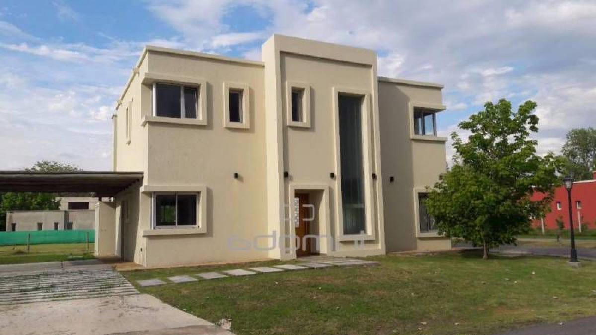 3 Schlafzimmer Haus in Pilar, Argentina, Nr. 74103