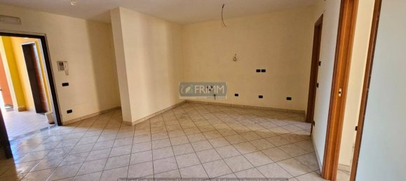 2 Schlafzimmer Wohnung in Castello di Cisterna, Italy, Nr. 342245 2