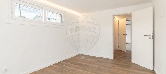 4 bedrooms Villa in Sesimbra, Portugal No. 170684 28