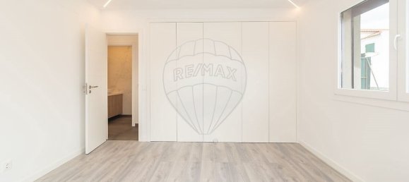 4 bedrooms Villa in Sesimbra, Portugal No. 170684 19