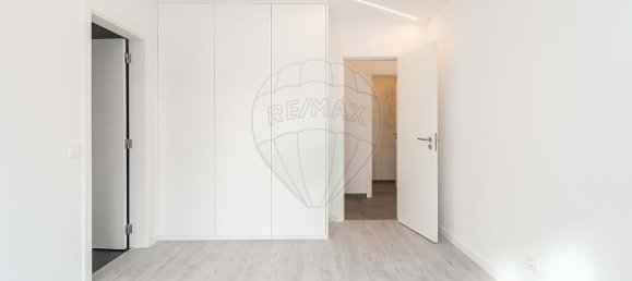 4 bedrooms Villa in Sesimbra, Portugal No. 170684 17