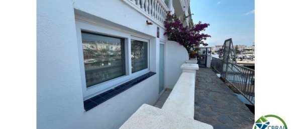 Apartamento de 2 dormitorios en Empuriabrava, Spain No. 169643 12
