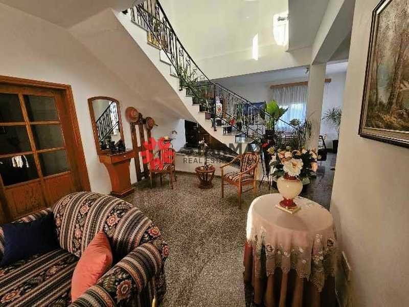 Imóvel comercial T4 em Kiti, Cyprus N.º 80789