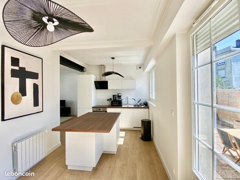 2 bedrooms Apartment in Angers, France No. 323453