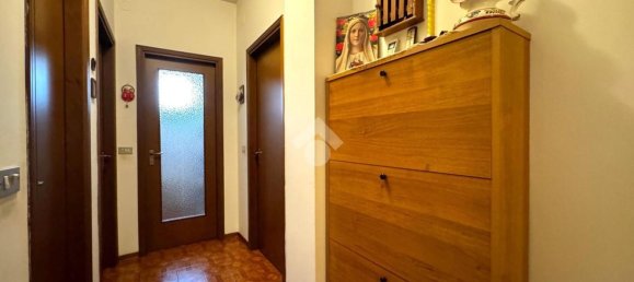 3-salle Appartement à Goito, Italy No. 314765 21