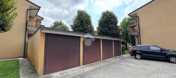 3-salle Appartement à Goito, Italy No. 314765 27