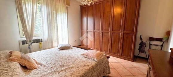 3-salle Appartement à Goito, Italy No. 314765 17