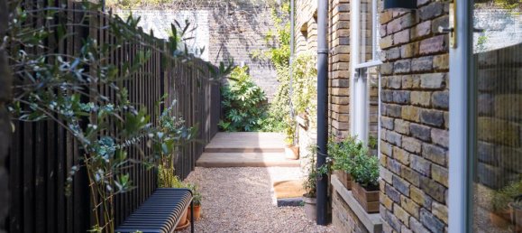 3 bedrooms House in London, United Kingdom No. 10426 36