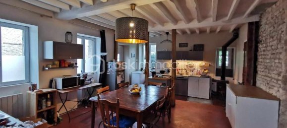 3 bedrooms House in Sceaux-du-Gatinais, France No. 254476 2