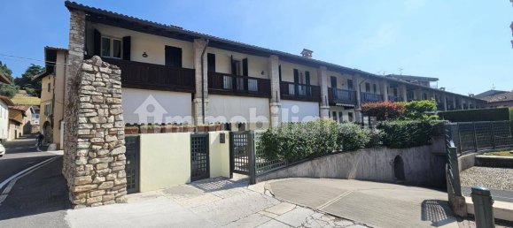 Вилла с 3 спальнями в Редзато, Италия № 236399 3