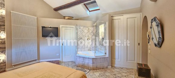 Вилла с 3 спальнями в Редзато, Италия № 236399 17