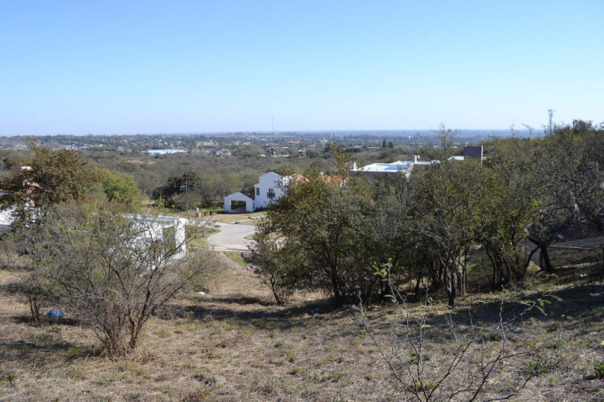 Terreno en Córdoba, Argentina No. 45213