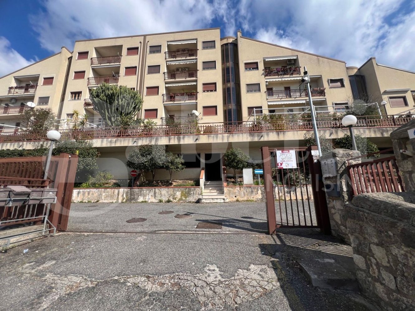 Penthouse T4 em Paola, Italy N.º 321927