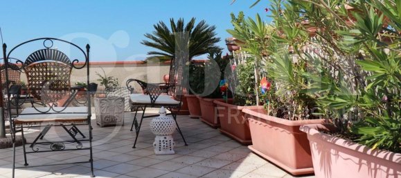 Penthouse T4 em Paola, Italy N.º 321927 49