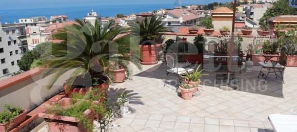 Penthouse T4 em Paola, Italy N.º 321927 41