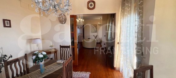 Penthouse T4 em Paola, Italy N.º 321927 4