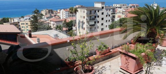 Penthouse T4 em Paola, Italy N.º 321927 40
