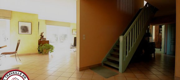 5 bedrooms House in Beynes, France No. 114925 12