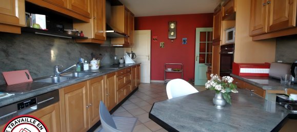 5 bedrooms House in Beynes, France No. 114925 7