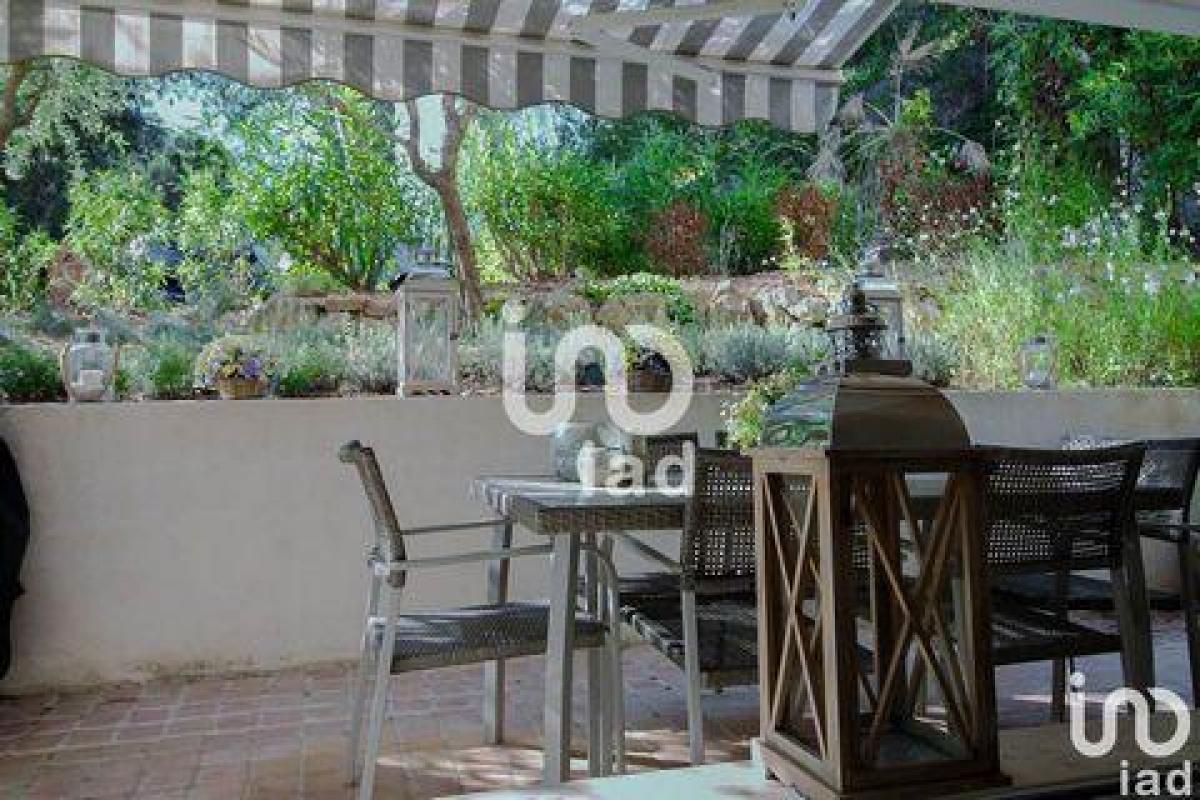 2 bedrooms Condo in Cannes, France No. 14504